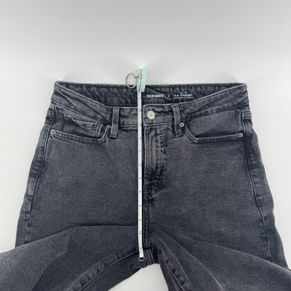 Old Navy High Rise O.G. Straight Leg 90s Minimalist Black Wash Jeans Size 6 - Picture 4 of 9
